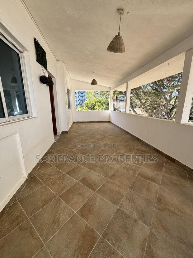 4bdrm Mansion in Nyali for rent - thumbnail 4