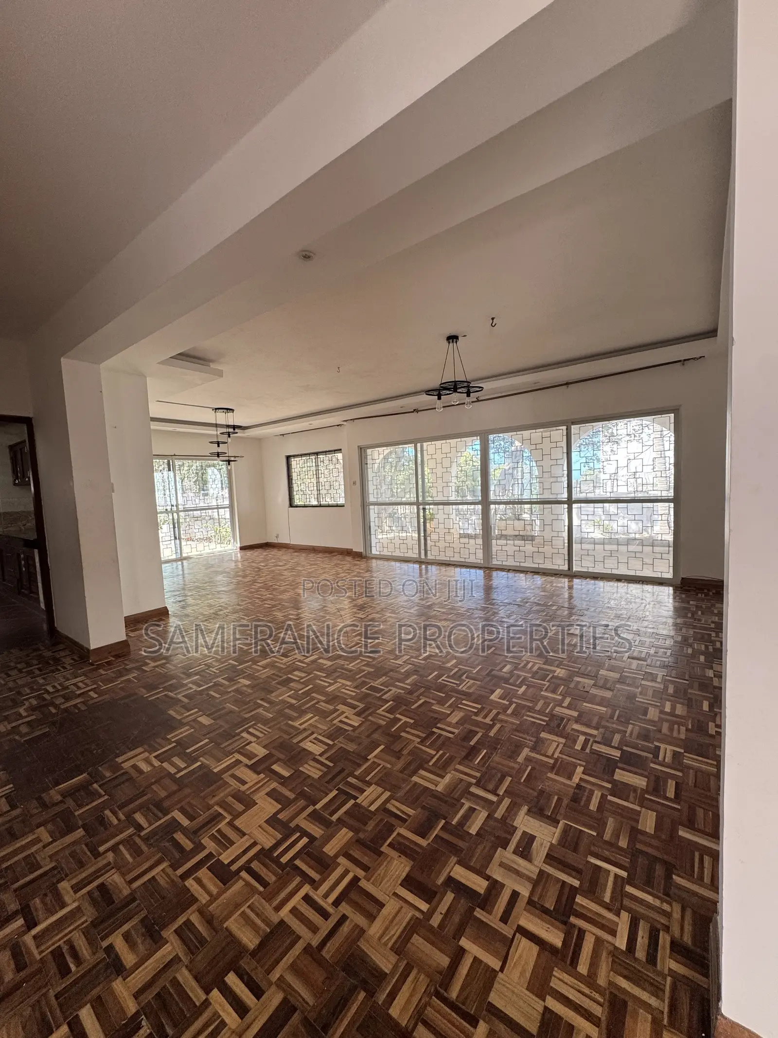 4bdrm Mansion in Nyali for rent