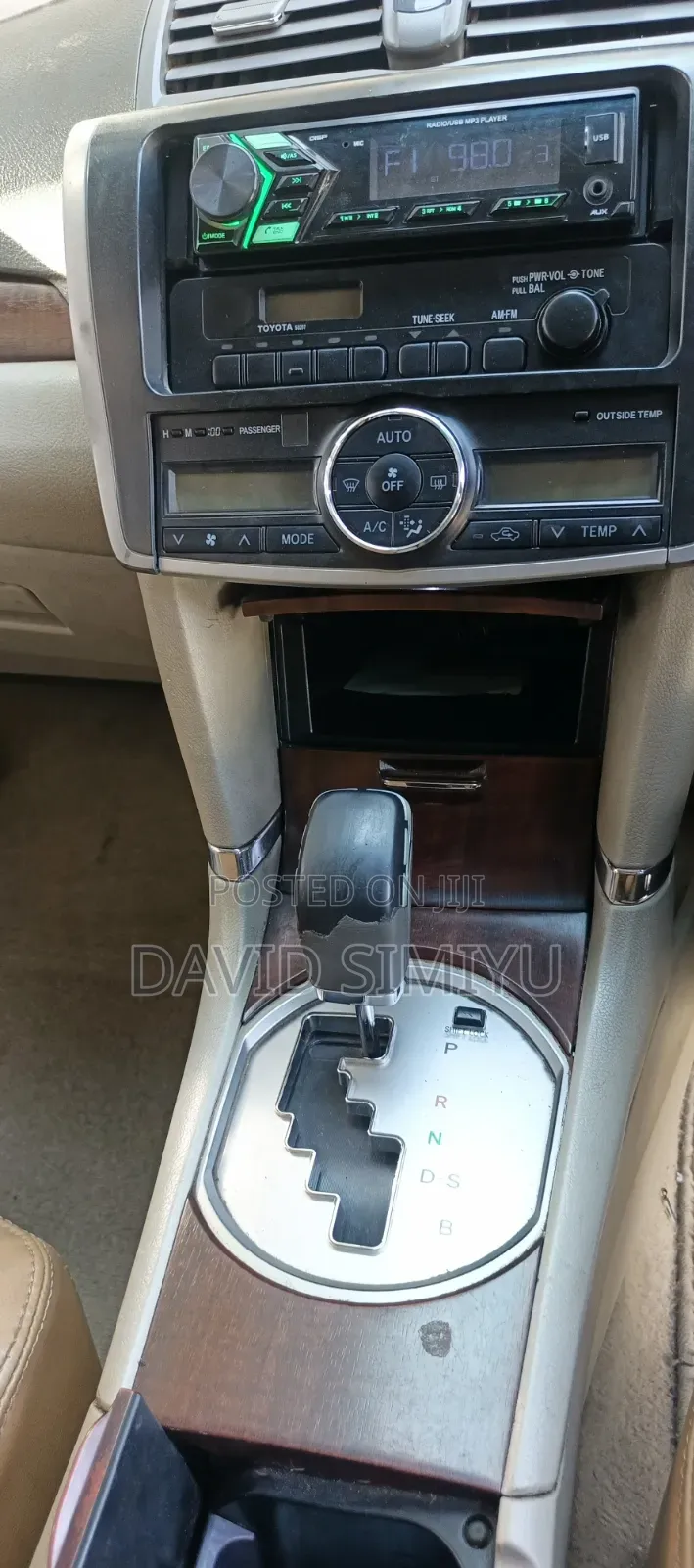 Toyota Premio 2012 White