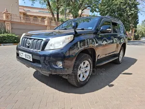 Toyota Land Cruiser Prado 2012 Black