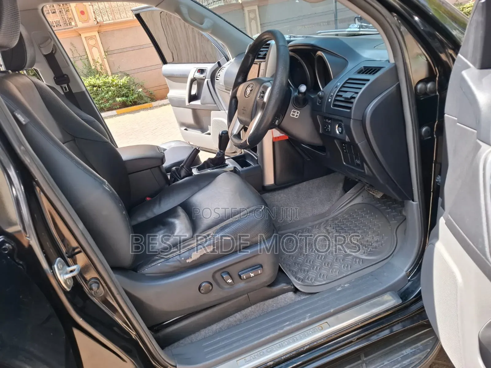 Toyota Land Cruiser Prado 2012 Black