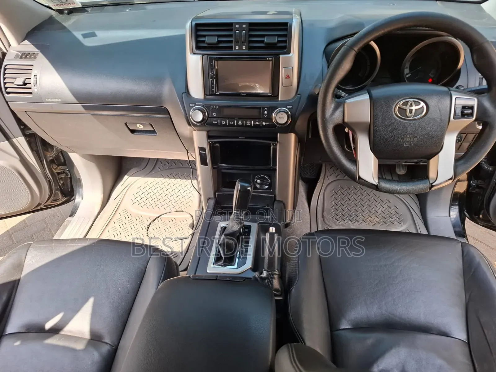 Toyota Land Cruiser Prado 2012 Black