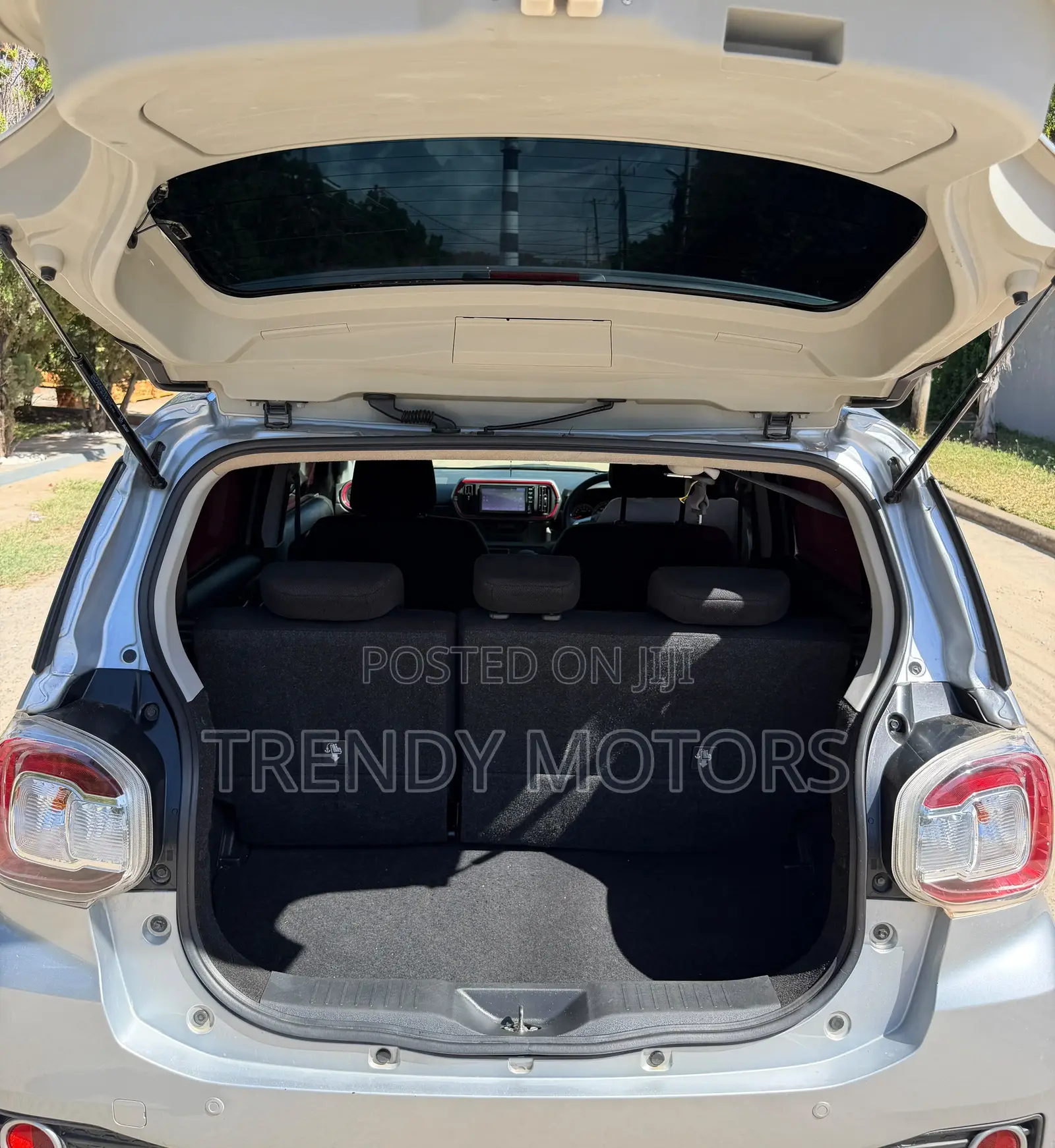 Toyota Passo 2016 Silver