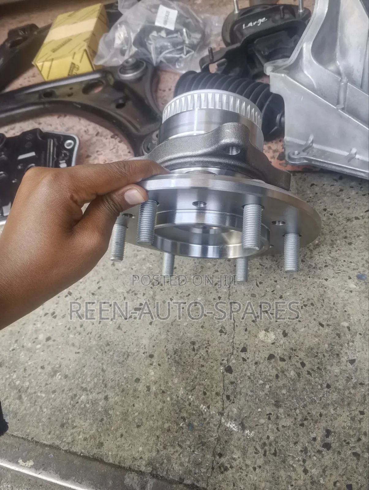 7l Toyota HiAce Hub