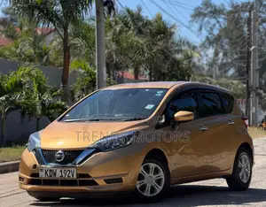 Nissan Note 2018 Gold