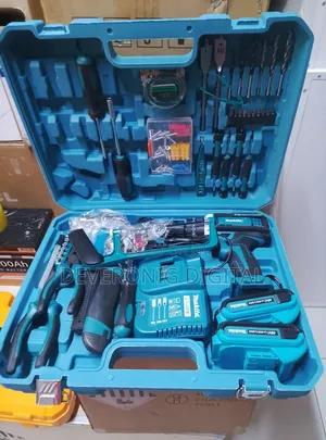 Makita Drill Set