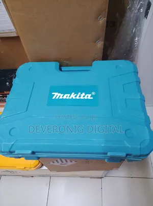 Makita Drill Set