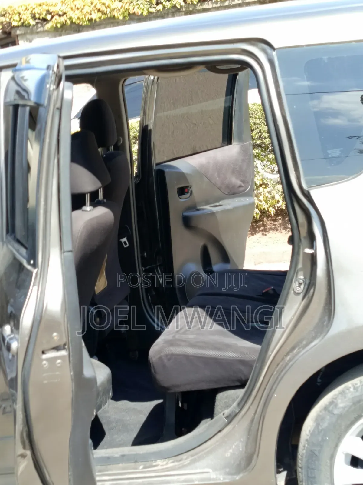Toyota Ractis 2008 Gray
