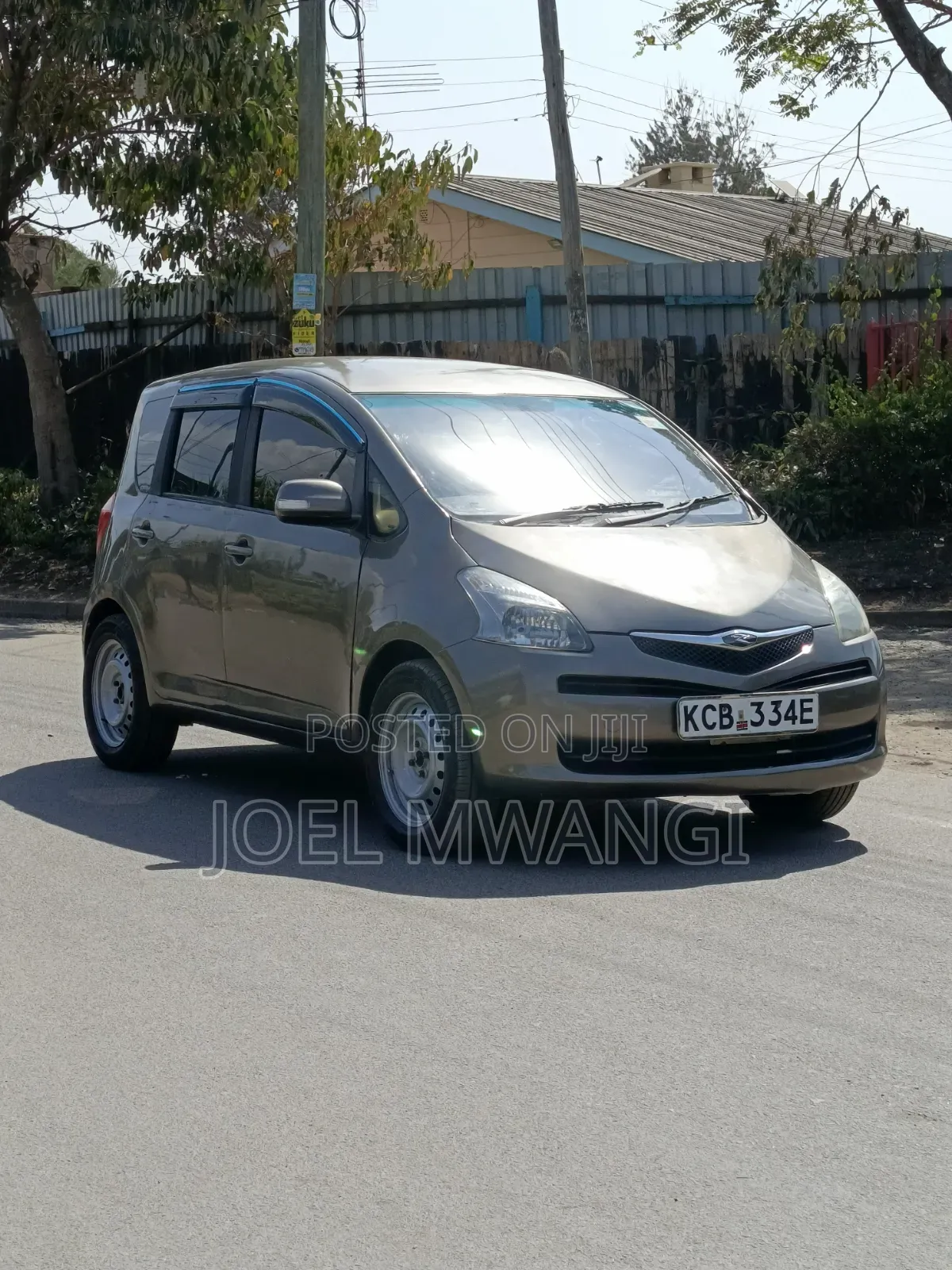 Toyota Ractis 2008 Gray