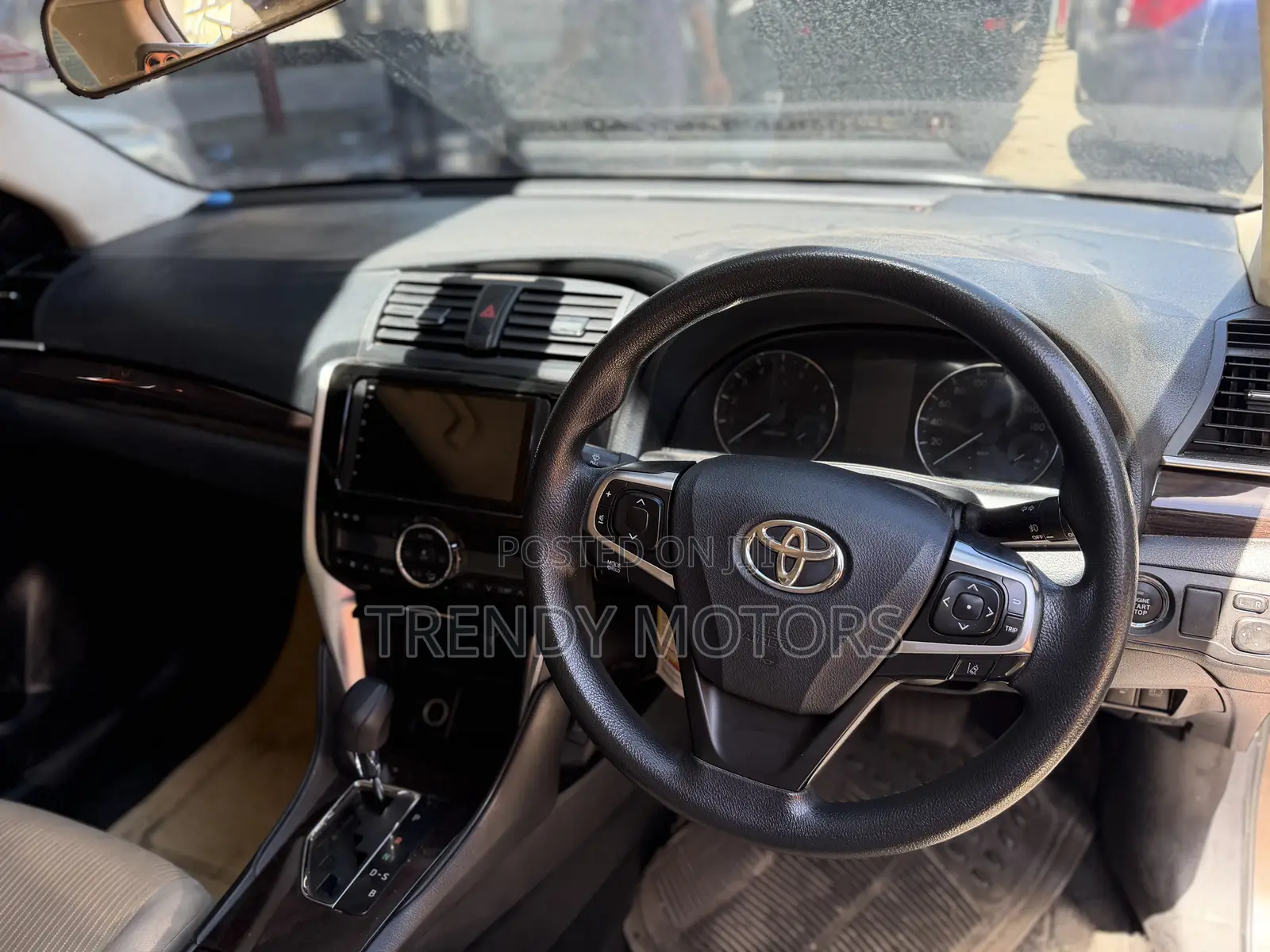 Toyota Premio 2017 Brown