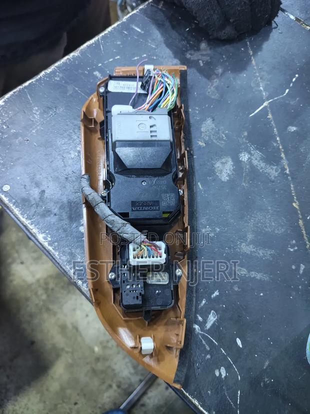 Honda Stream Complete Switch Panel - thumbnail 2