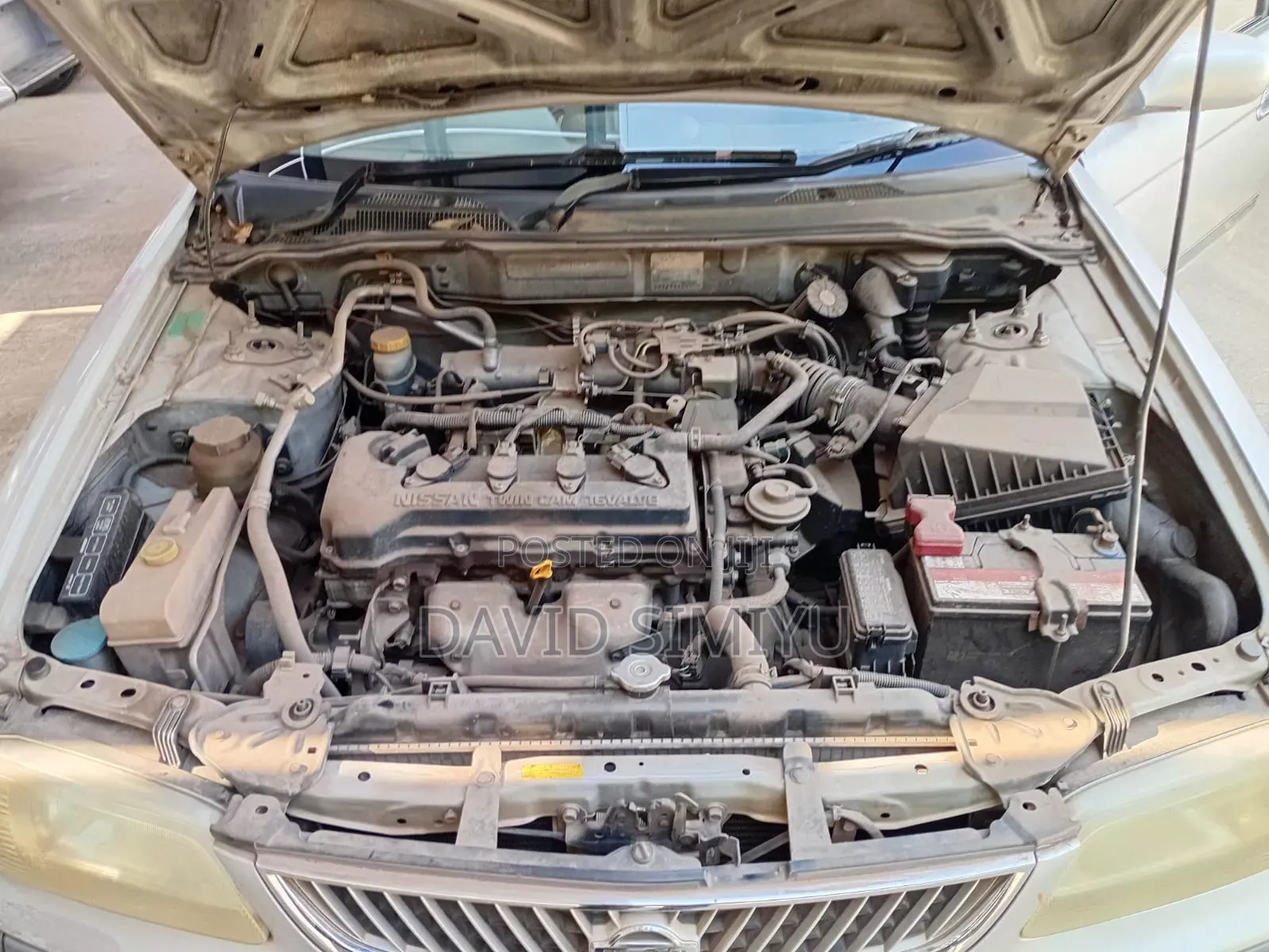 Nissan FB15 2001 Silver