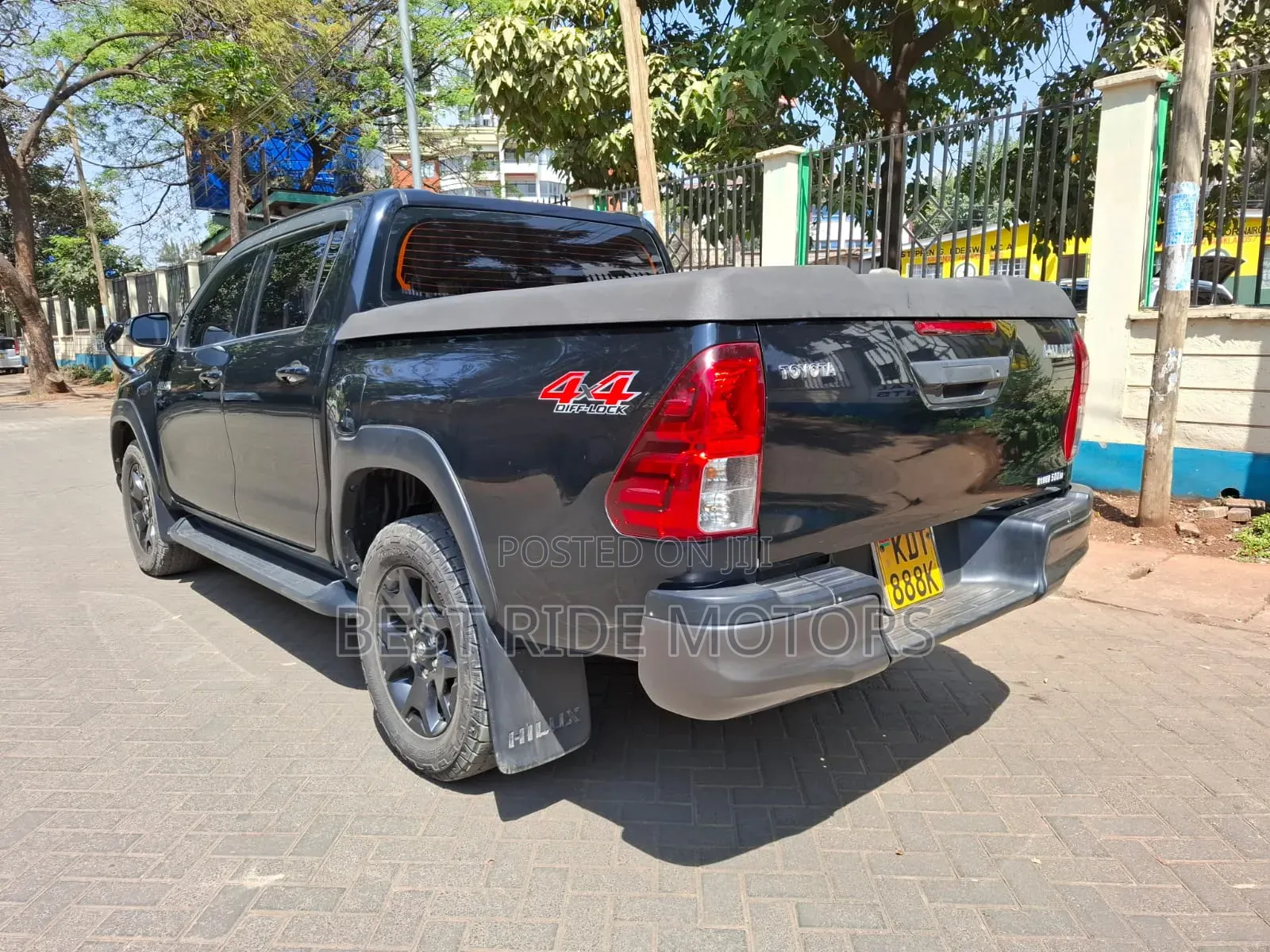 Toyota Hilux Revo Double Cab Deisel 2.4 AWD 2019 Black