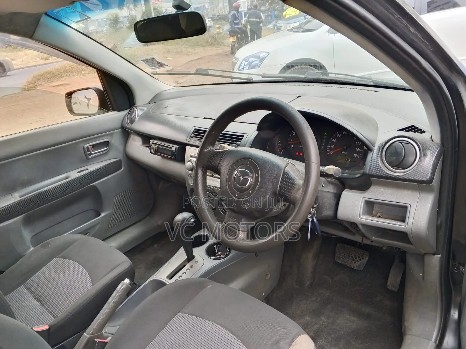Mazda Demio 2005