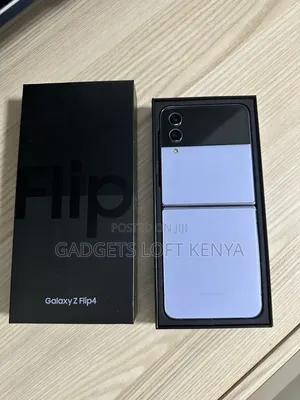 New Samsung Galaxy Z Flip4 256 GB Blue