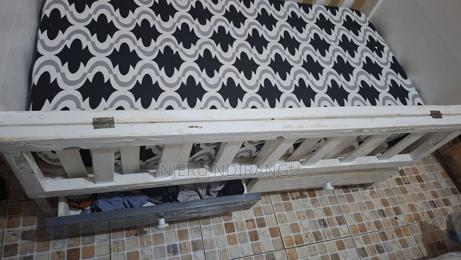 Used 2x4ft Baby Cot