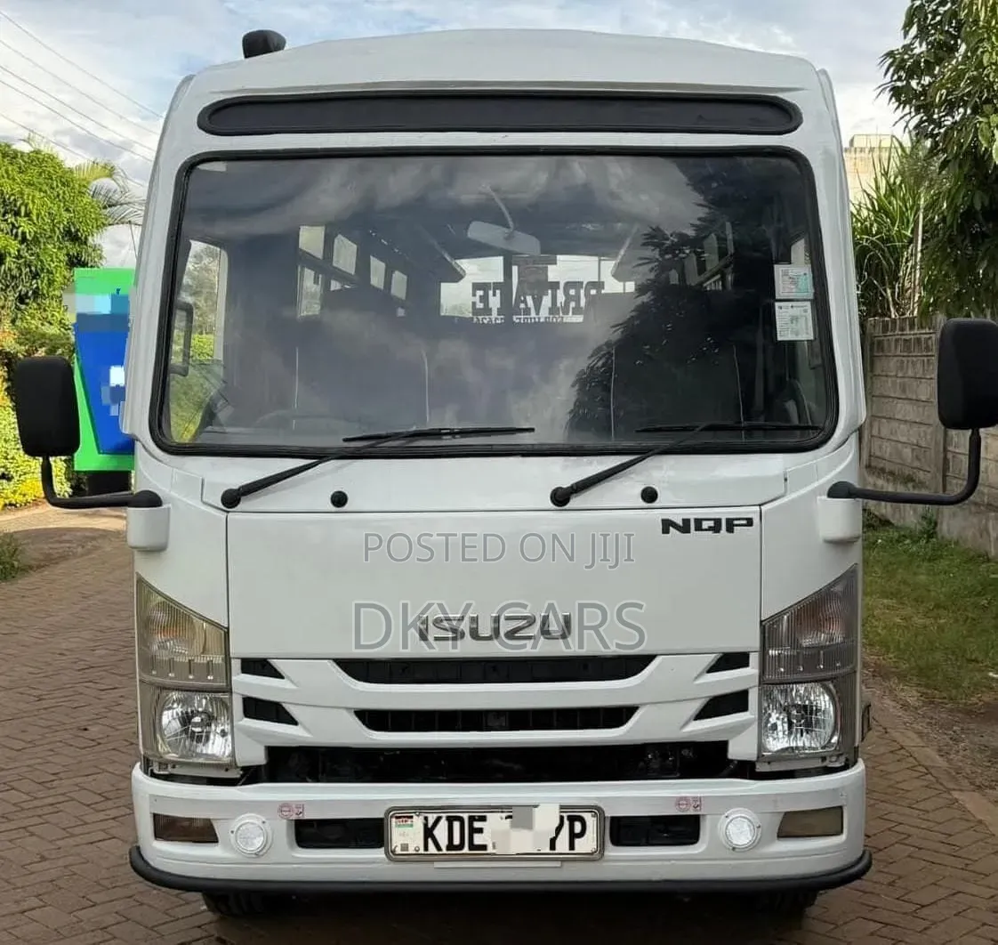 Isuzu NQR 2021 White