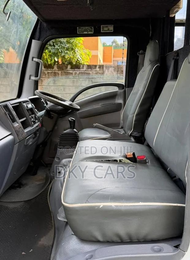 Isuzu NQR 2021 White - thumbnail 8
