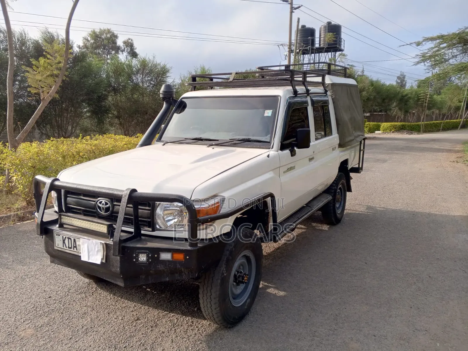 Toyota Land Cruiser 2013 White