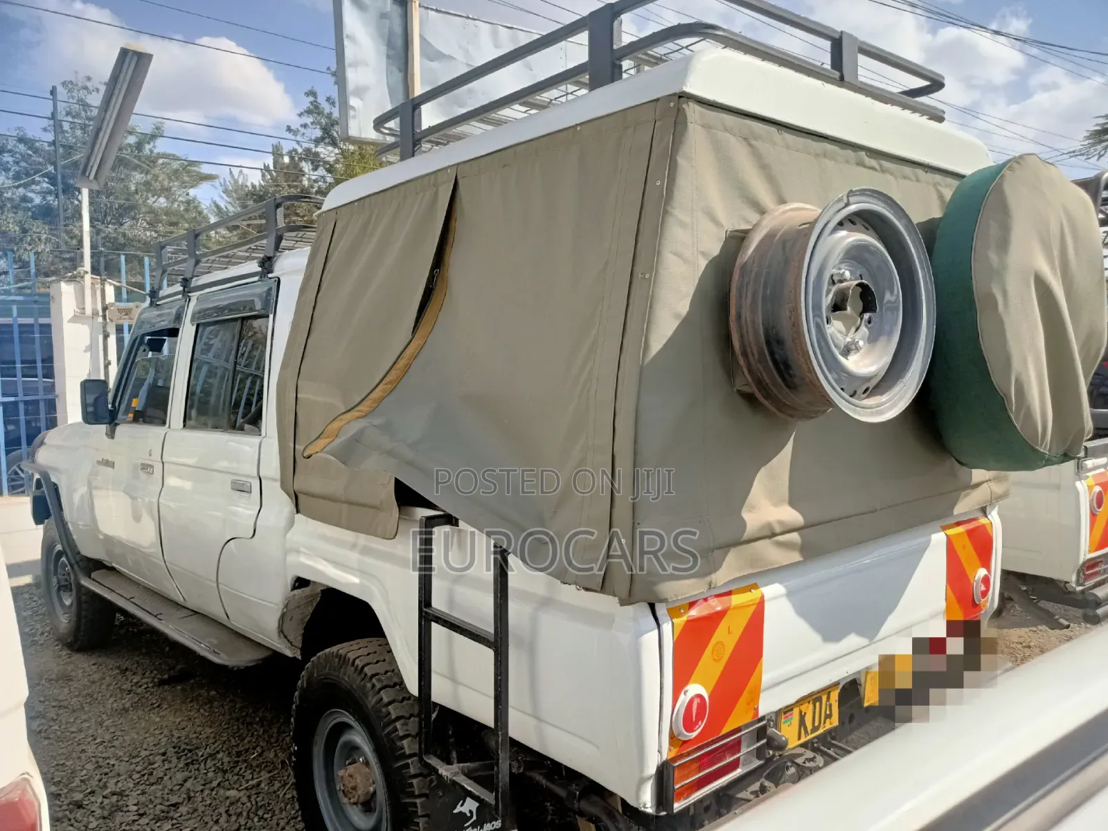 Toyota Land Cruiser 2013 White
