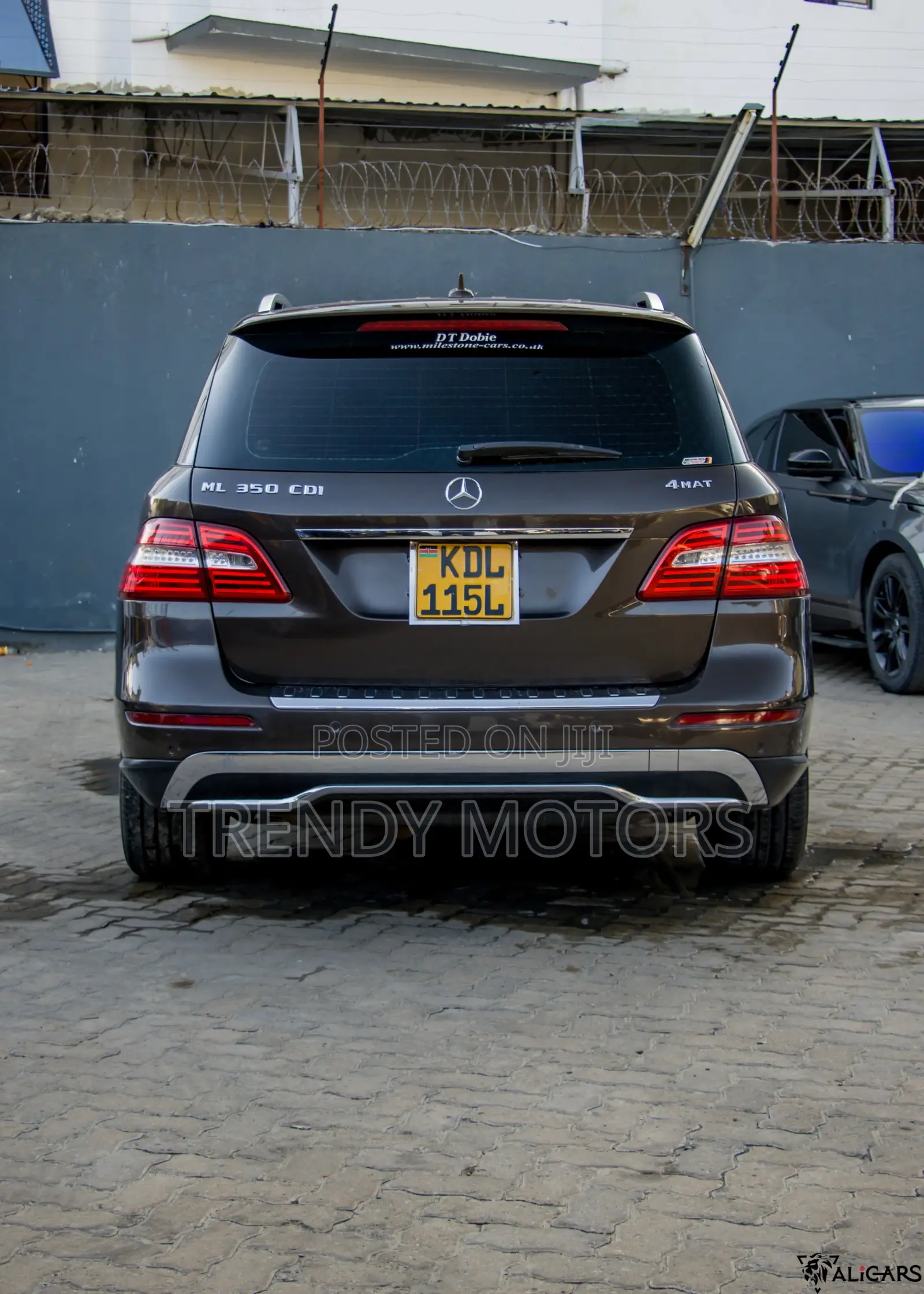 Mercedes-Benz M Class 2013 Brown