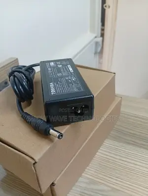 Toshiba 19V 3.42A 65W Normal Pin Laptop Adapter