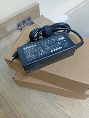 Toshiba 19V 3.42A 65W Normal Pin Laptop Adapter