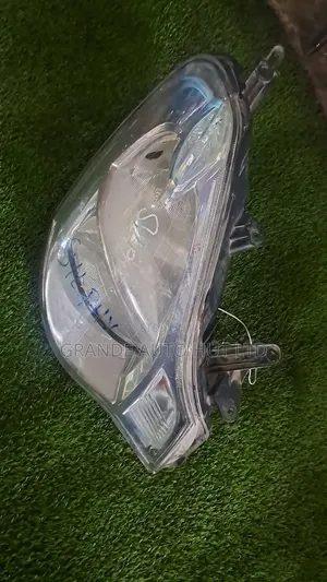 Silphy N17 Headlights
