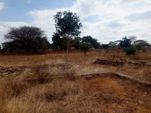 Makindu Town 50 by 100, 5 Min From Trinity Church