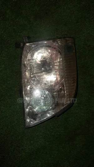 Xtrail Nt30 Headlights