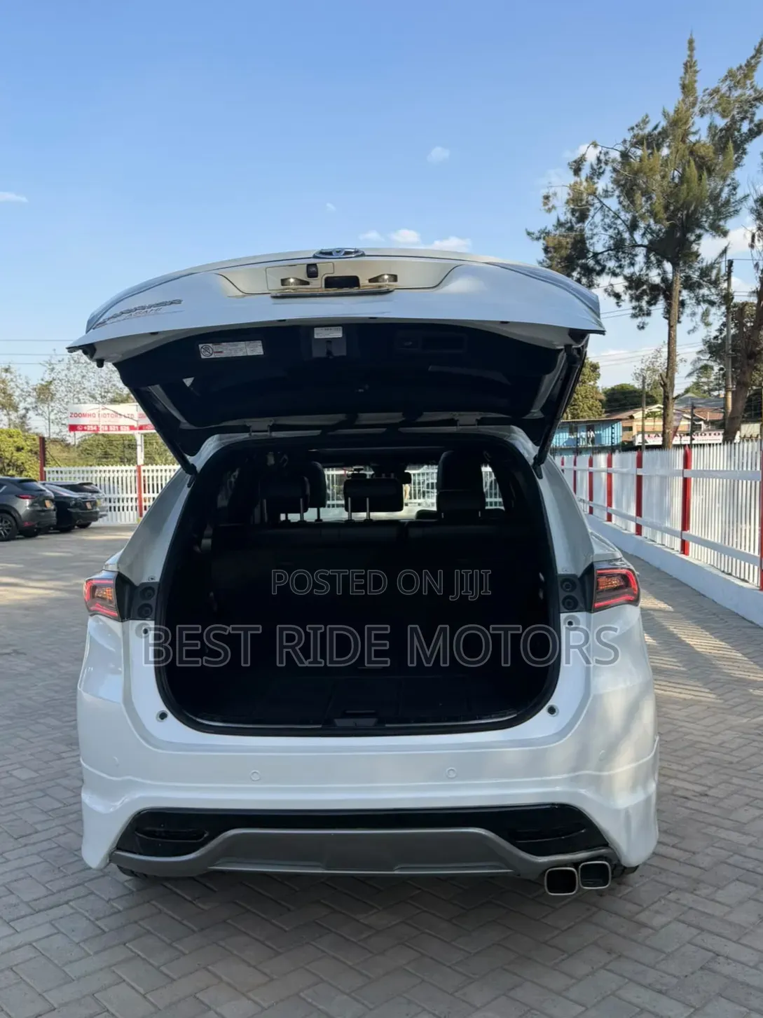 Toyota Harrier 2.0 2016 Pearl