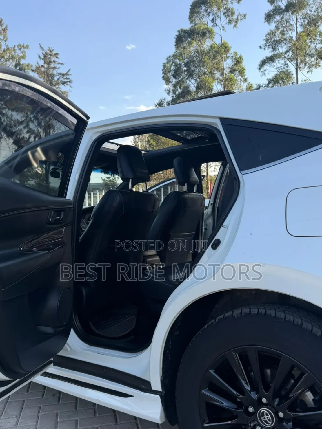 Toyota Harrier 2.0 2016 Pearl