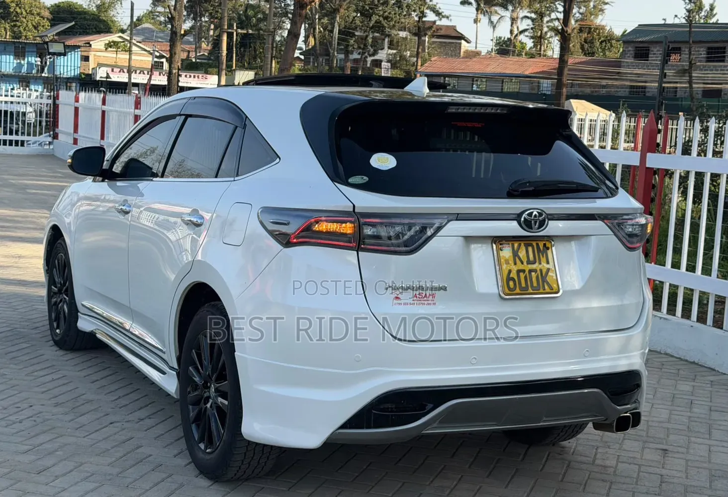 Toyota Harrier 2.0 2016 Pearl