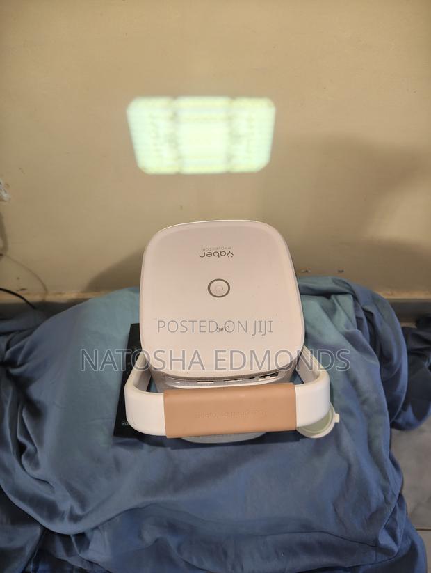 Portable Projector - thumbnail 2