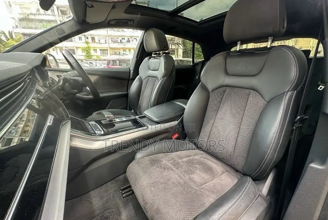 Audi Q8 3.0T Premium AWD quattro 2019 Orange