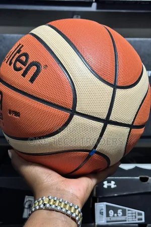 Molten Basket Ball Size 7