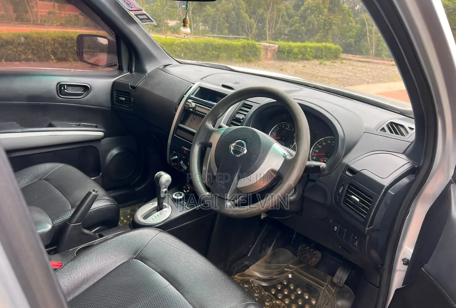 Nissan X-Trail 2.0 Petrol AWD 2014 Silver