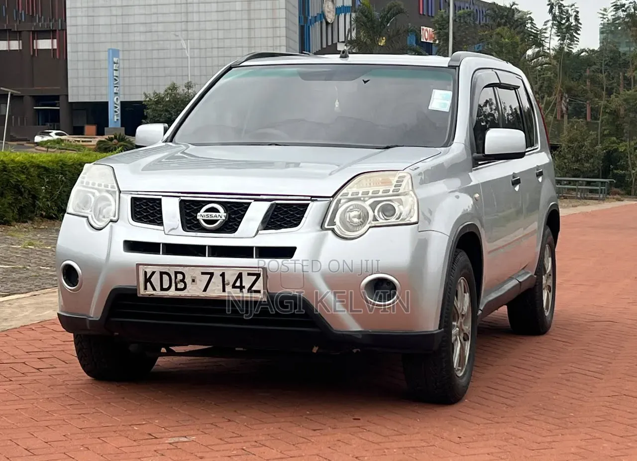 Nissan X-Trail 2.0 Petrol AWD 2014 Silver