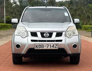 Nissan X-Trail 2.0 Petrol AWD 2014 Silver
