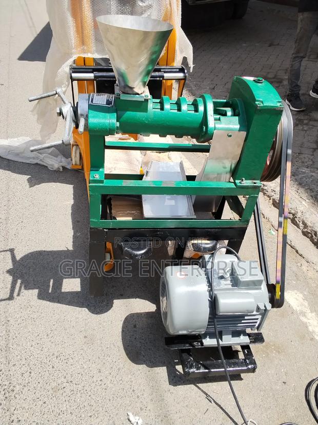 Oil Press Machine With 7.5hp Motor - main view