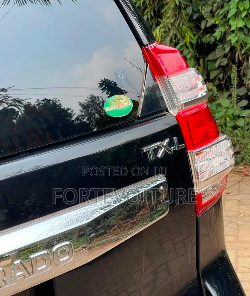 Toyota Land Cruiser Prado 2017 Black