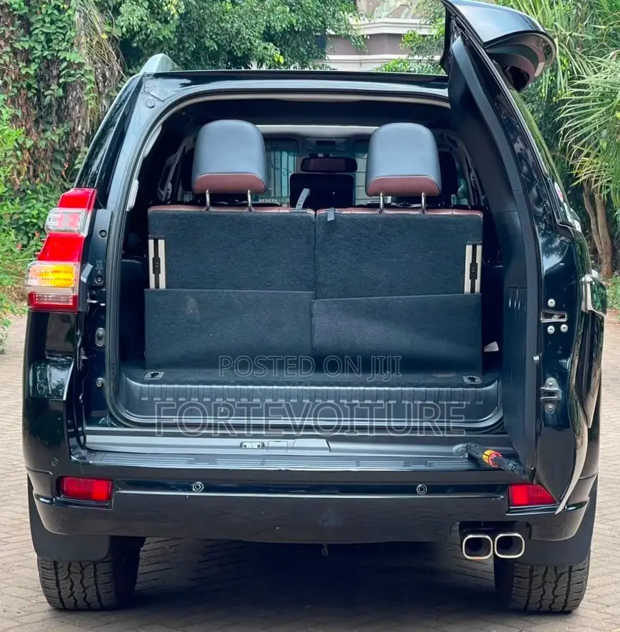 Toyota Land Cruiser Prado 2017 Black