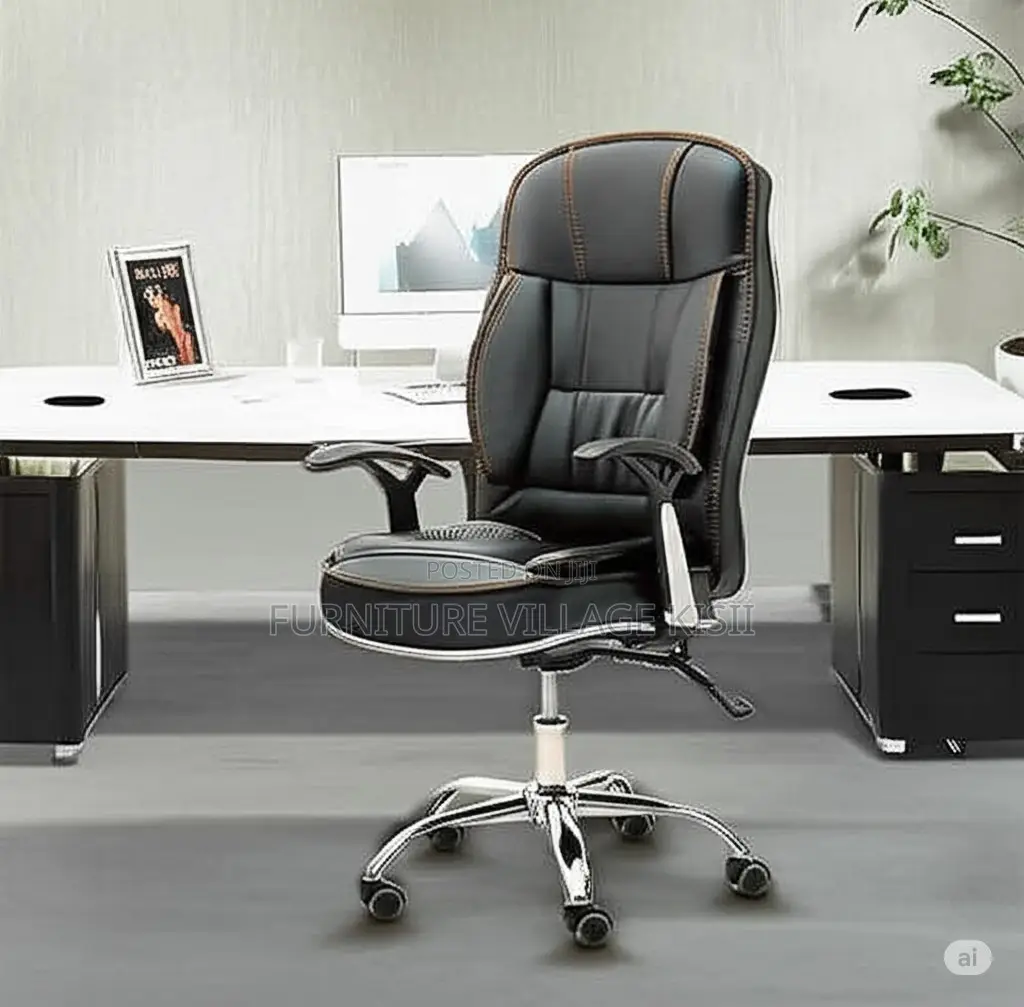 Office Chair: Excutive Leather Seat