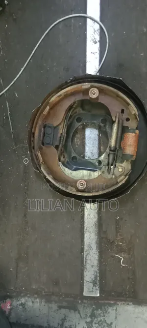 Nissan Y12 Backplate With Linings