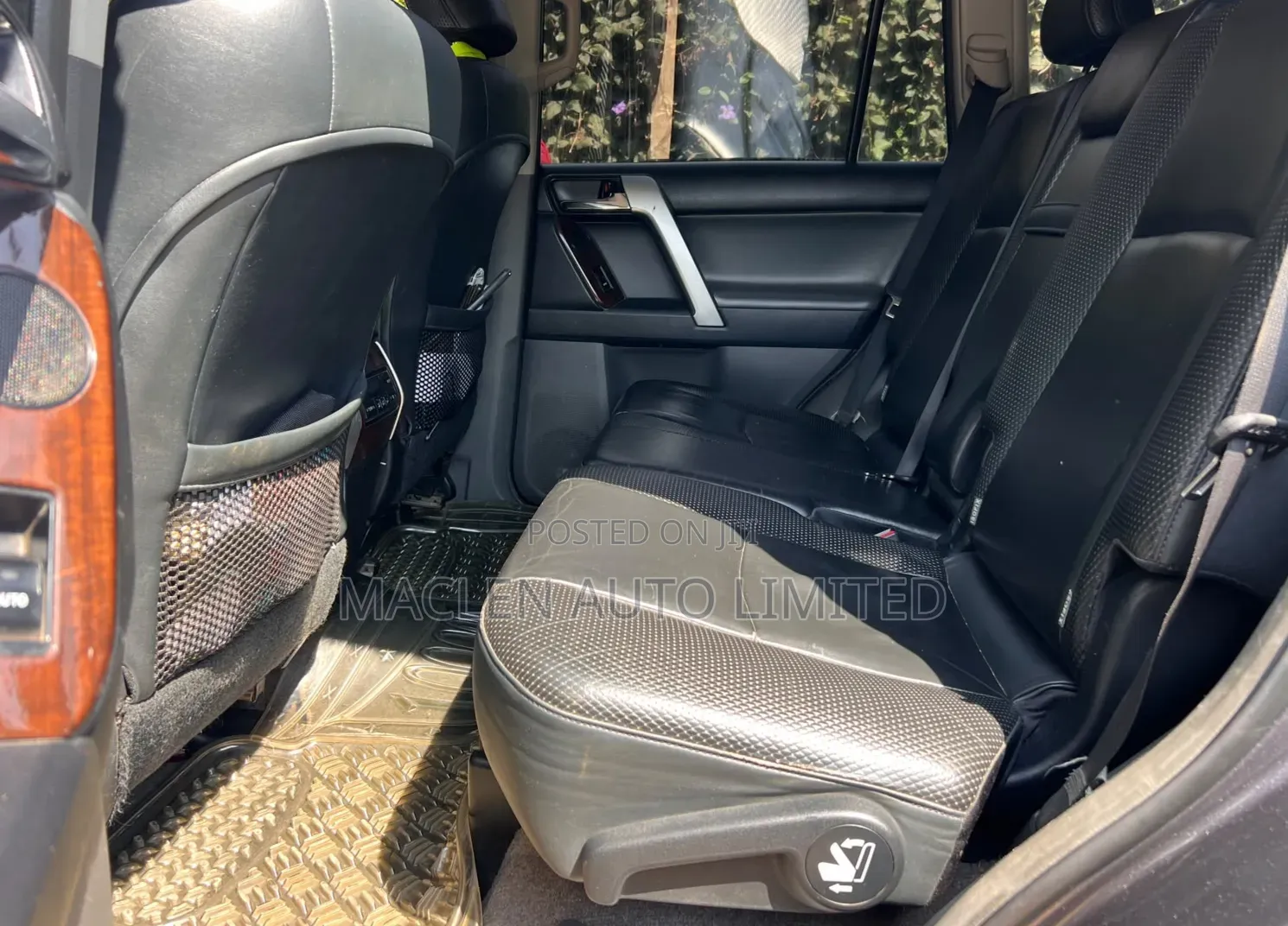 Toyota Land Cruiser Prado 2011 Gray