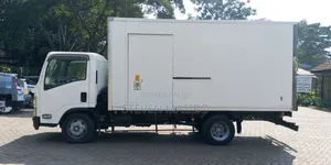 Isuzu Elf 2016