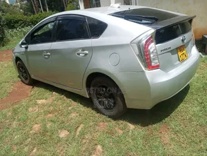 Toyota Prius 2011 Silver