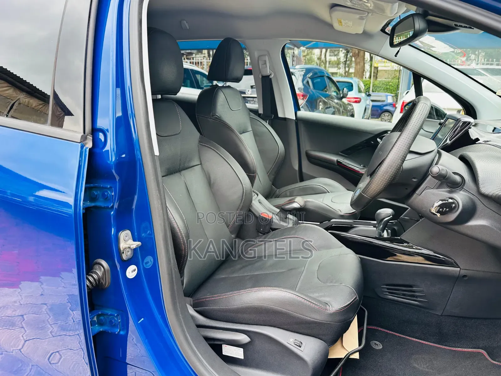 Peugeot 2008 2019 Blue