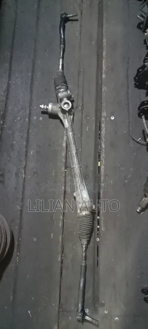 Toyota Auris/Rumion Steering Rack