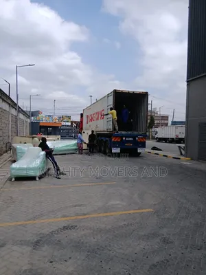 Comprehensive Lifting, Forklift Transport Service at Hand